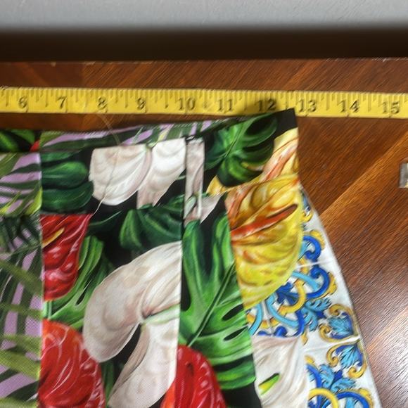 Silk shorts NWT Dolce and Gabbana - Picture 6 of 8